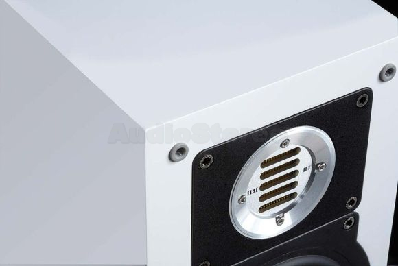 ELAC FS 187 satin white finish JET tweeter detail